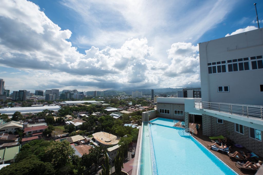 スターゲートの屋上プール