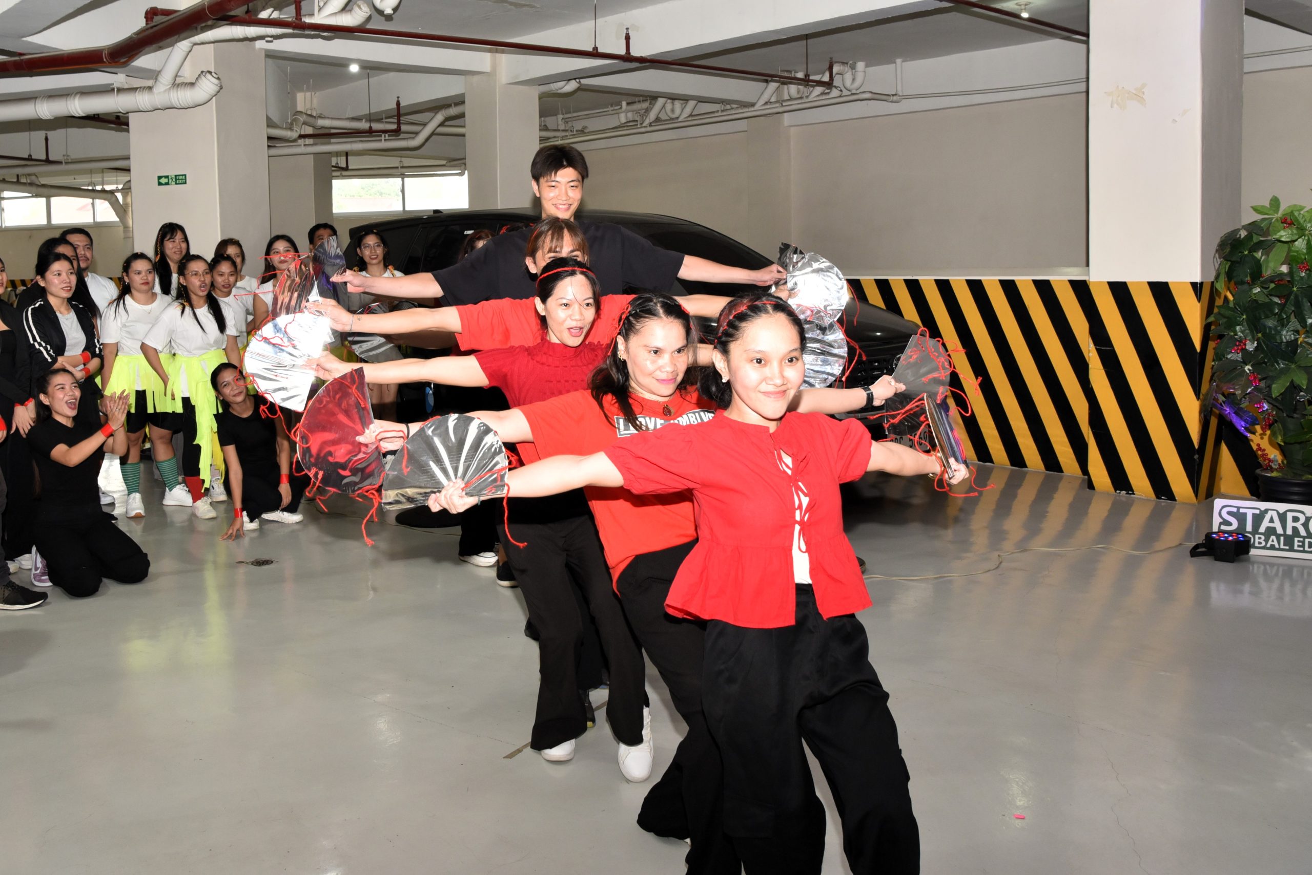 ダンスコンテスト