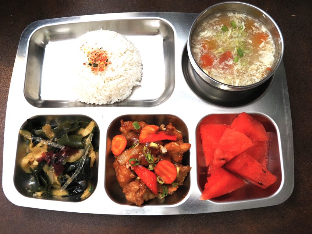 スターゲートの食事