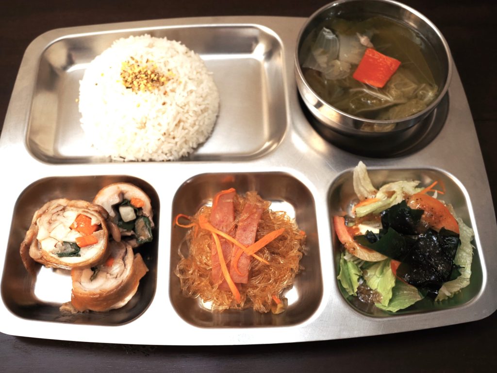 スターゲートの食事