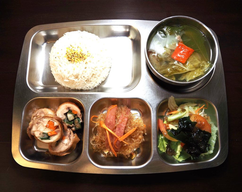 セブ島スターゲートの食事例