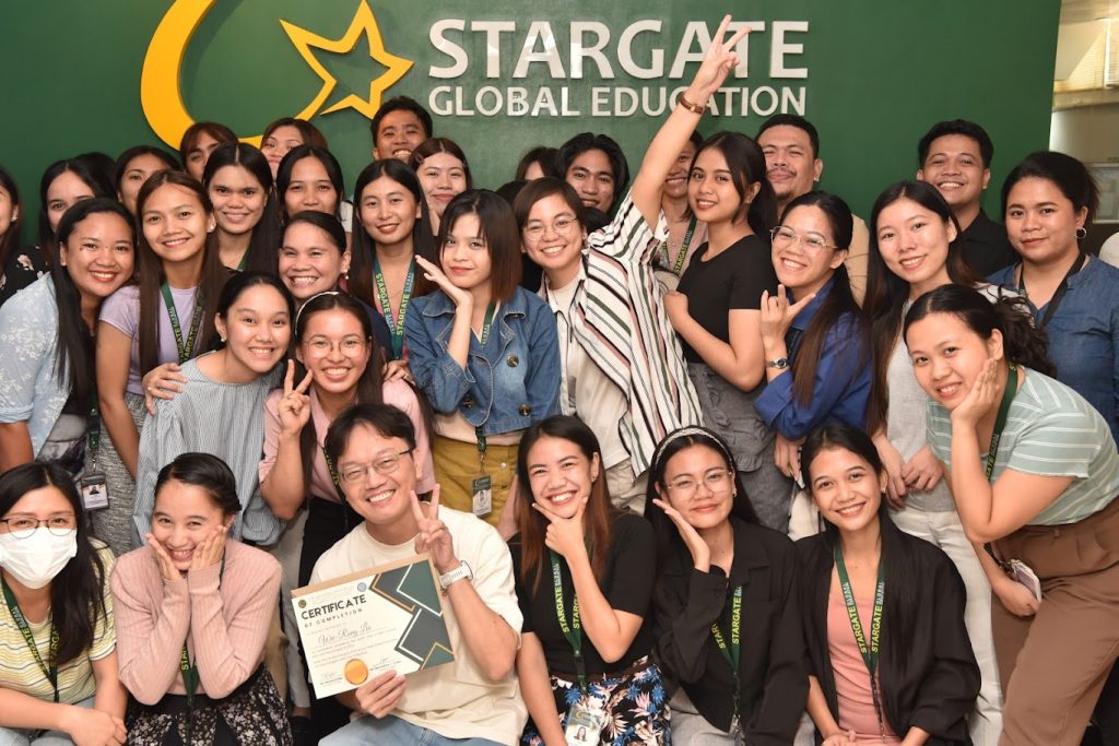 明るいスターゲートの講師達